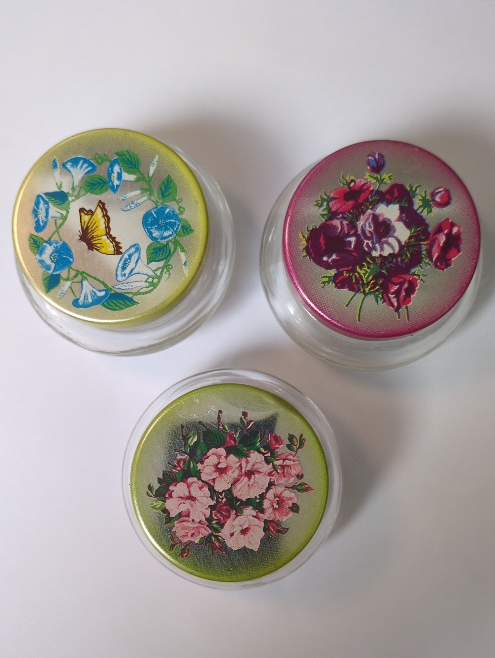 Goodman Bros, Inc 3 - 3oz Jelly Jars with Decorative Metal Lids